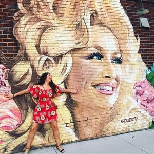 Meet your Posher, Raven